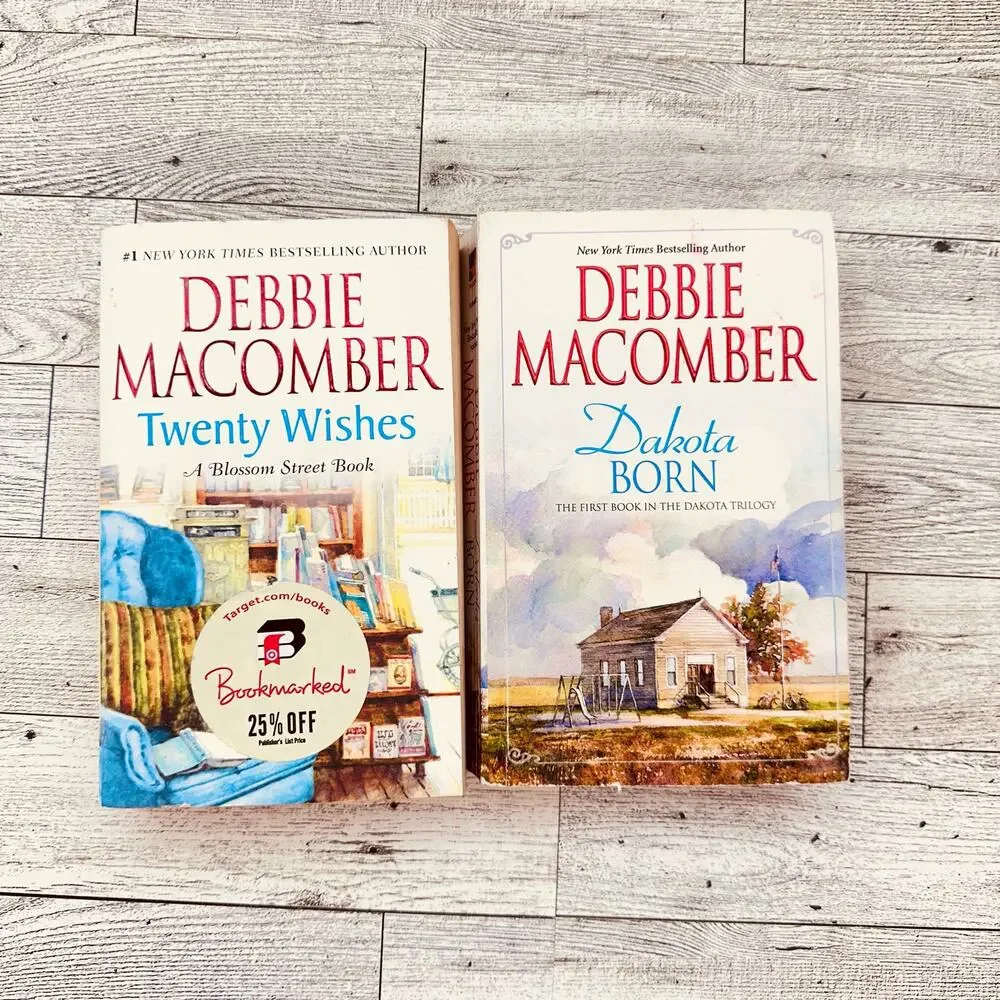 Debbie Macomber Lot of 2 Dakota Born & Twenty Wishes Vintage Paperback Bundle‎
